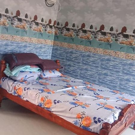 Sri Vasavi Home Stay Тируваннамалай Экстерьер фото